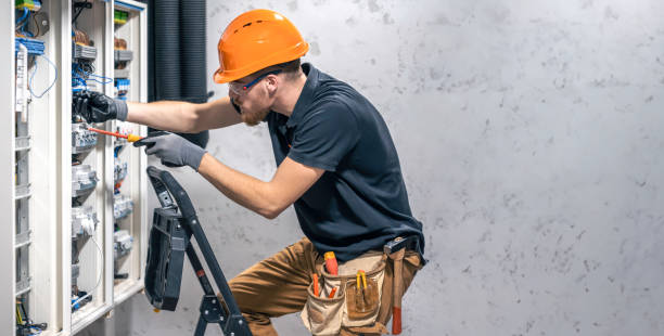 Best Licensed Electrician  in Arapahoe, WY